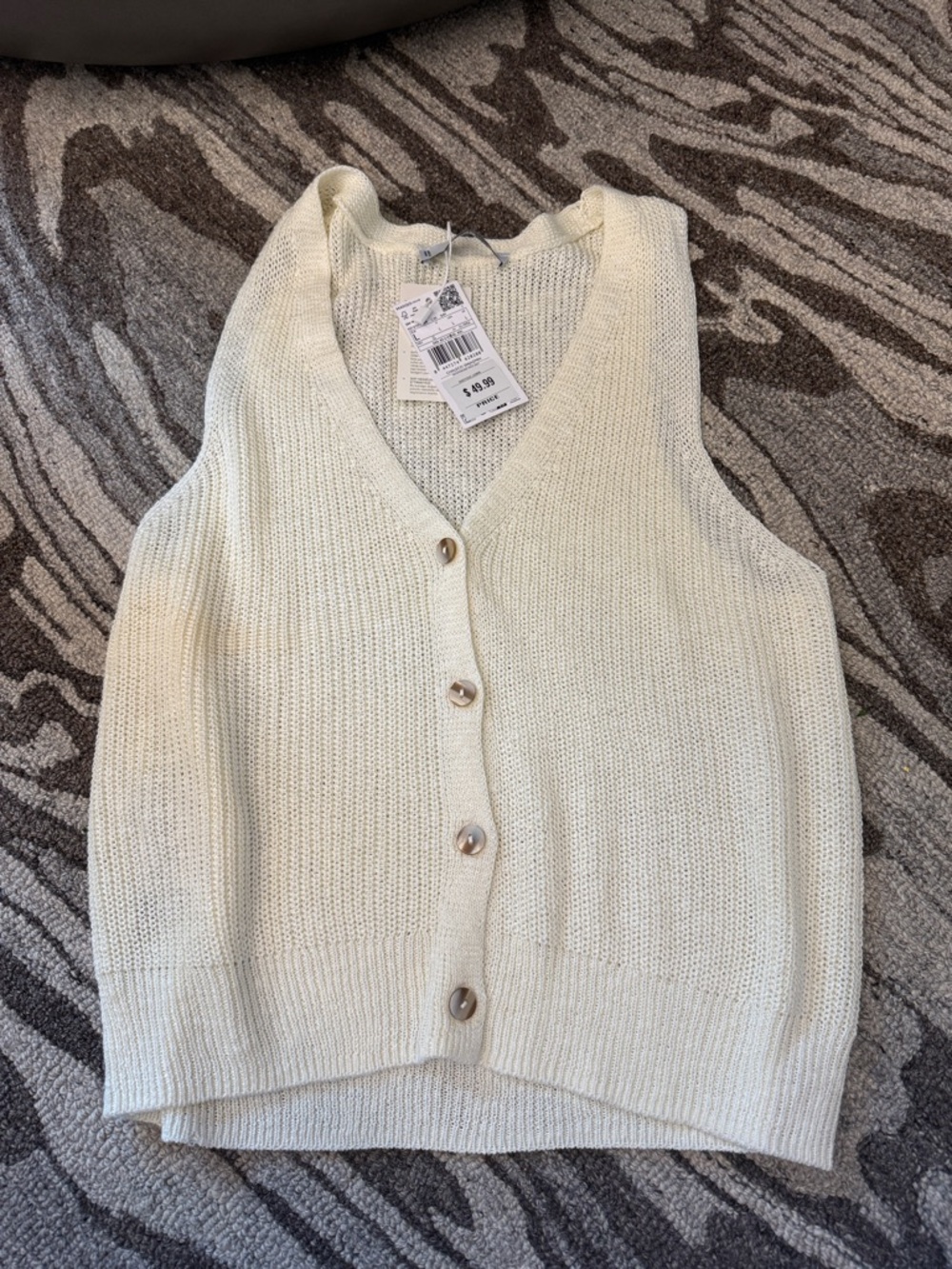 Mango Cream Button-Front Knit Vest